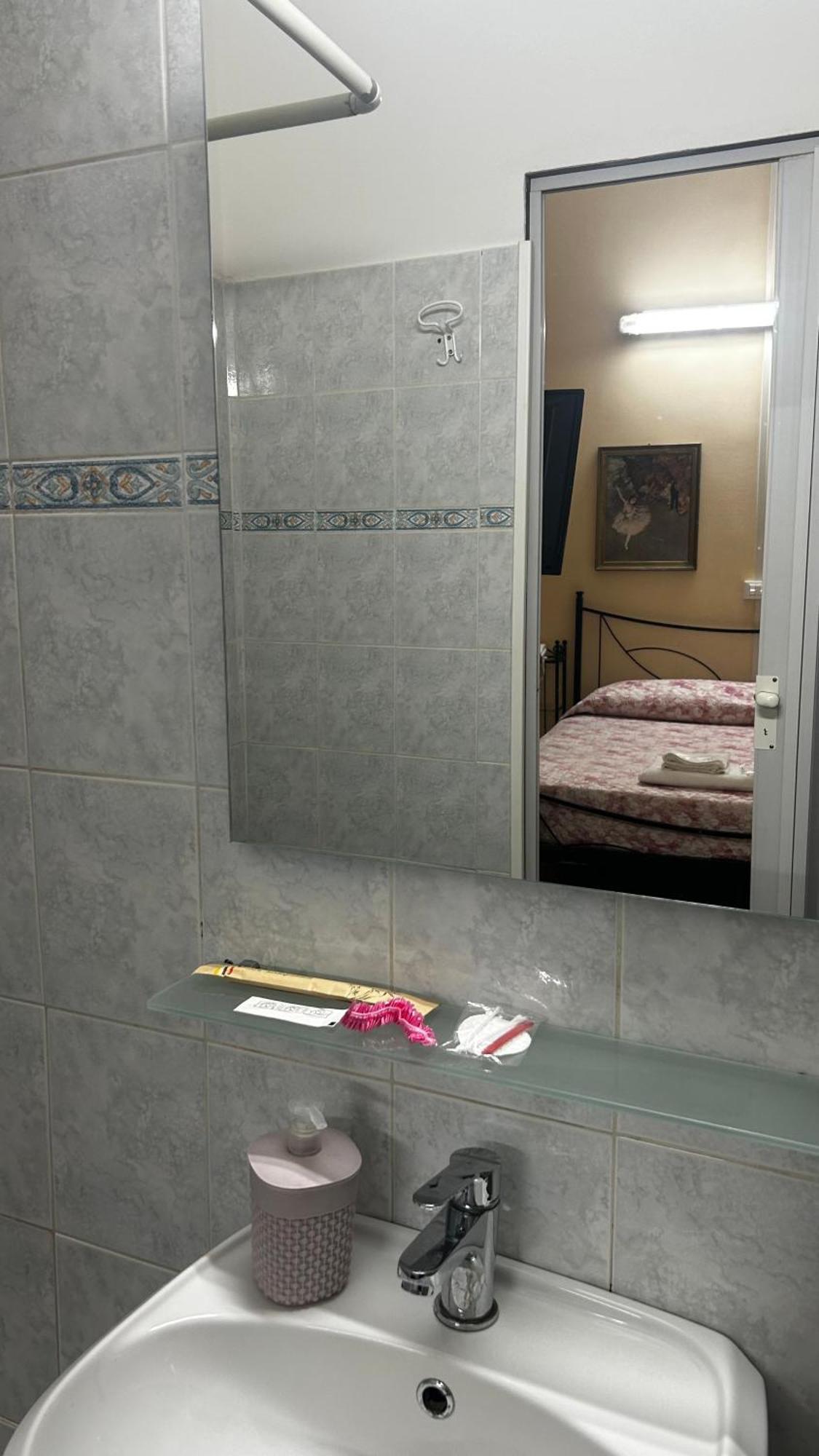Albergo Fiorita Genova Eksteriør billede