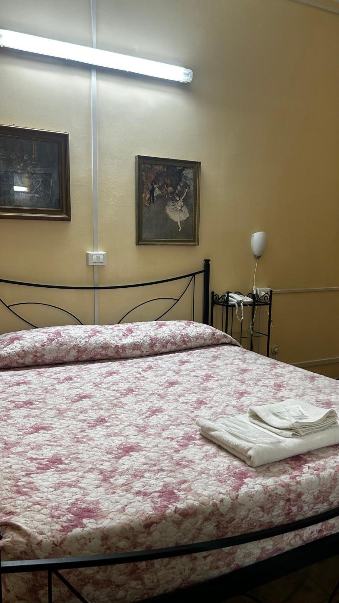 Albergo Fiorita Genova Eksteriør billede